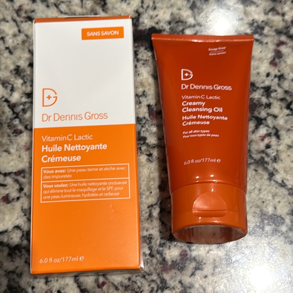 Dr. Dennis Vitamin C Creamy Cleansing Oil New in Box SEALED! - Picture 2 of 11